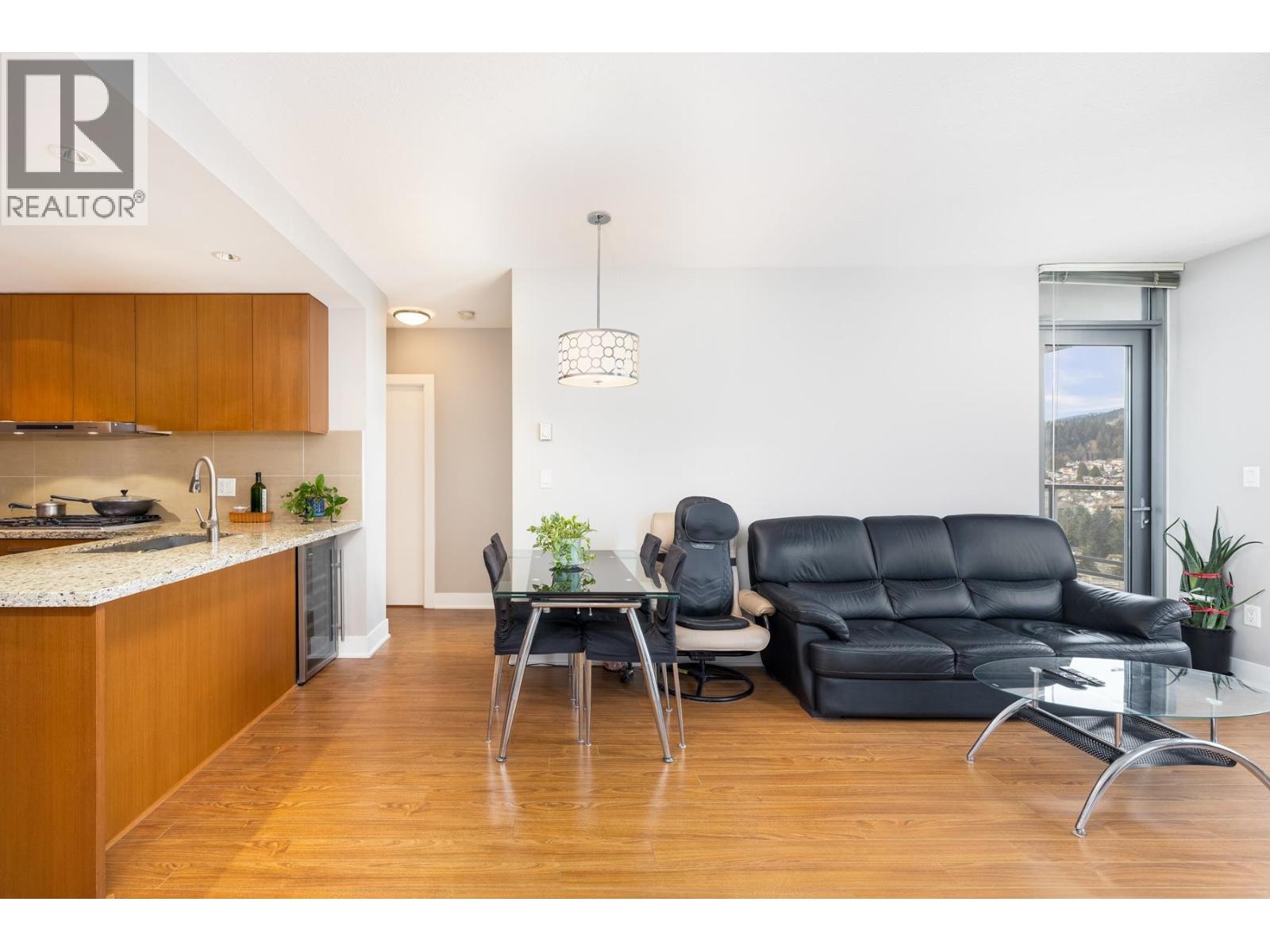 2206 1155 The High Street Property Photo 3