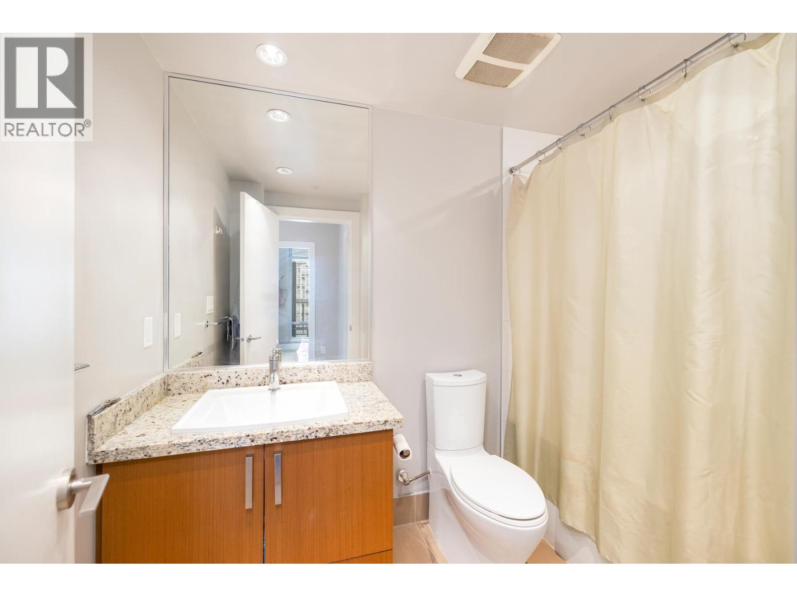 2206 1155 The High Street Property Photo 14