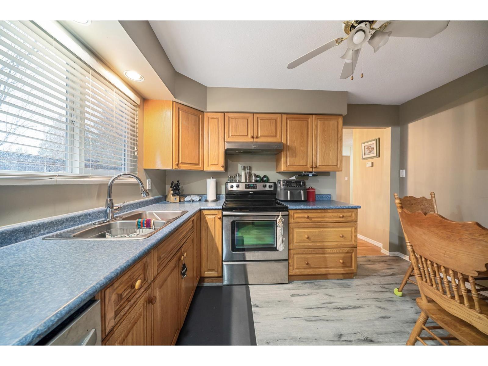 6632 Baker Road Property Photo 17