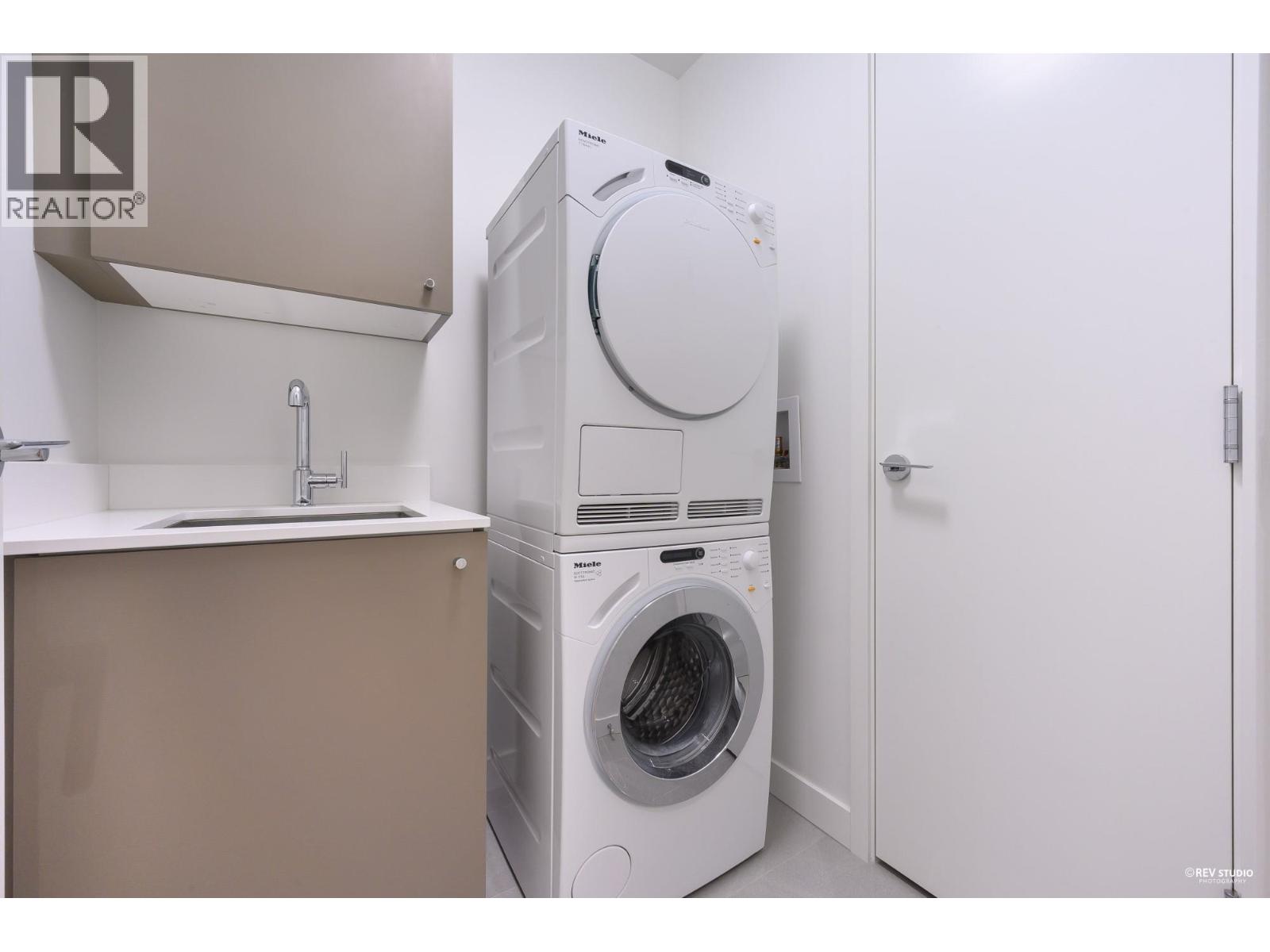 1003 6611 Pearson Way Property Photo 13