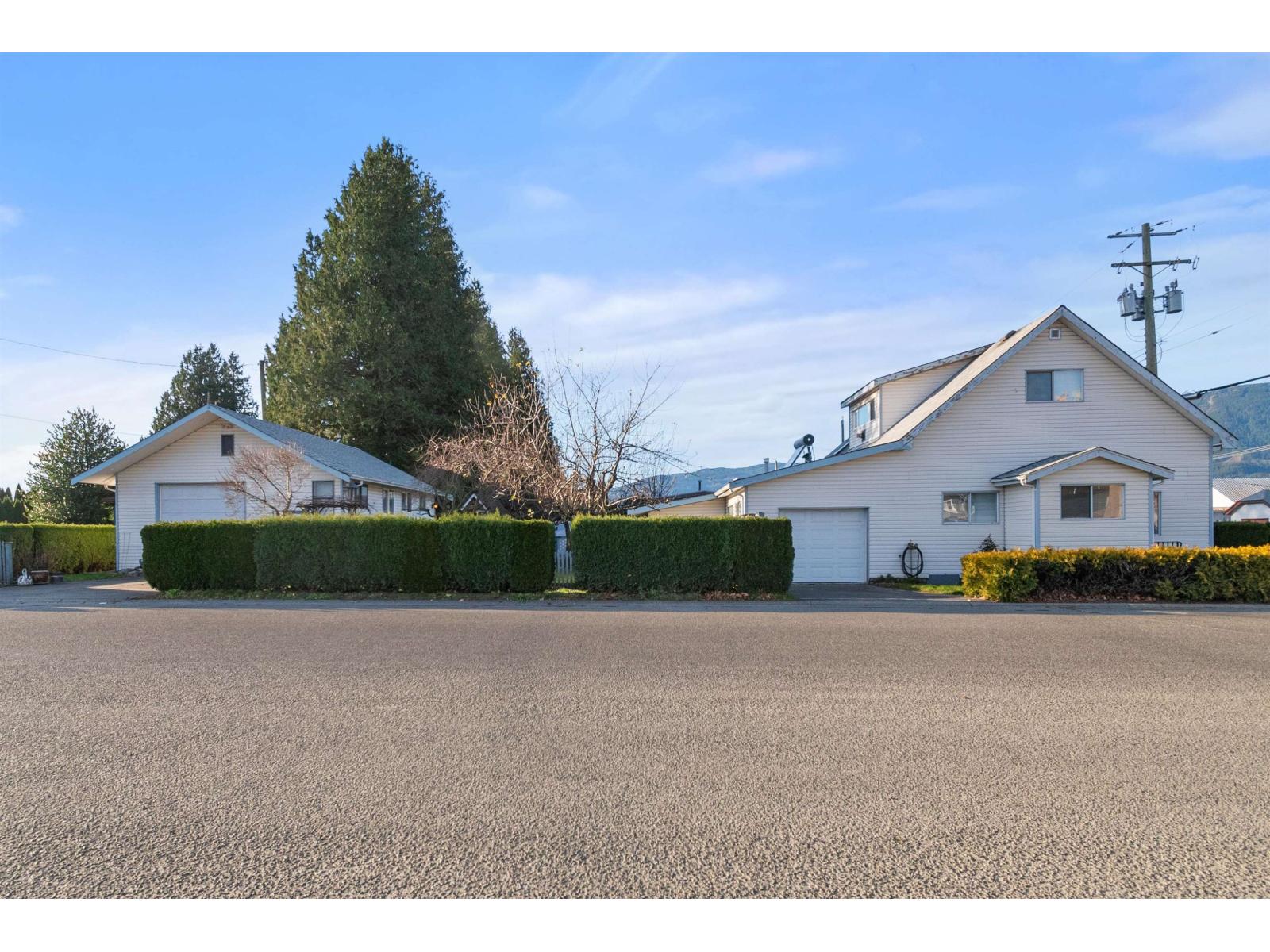 6994 Cheam Avenue Property Photo 1