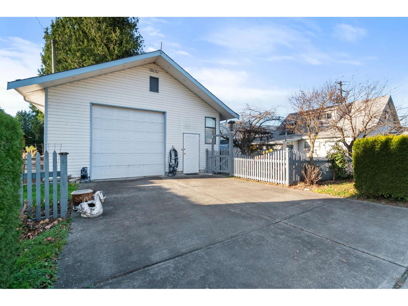 6994 Cheam Avenue Property Photo 2