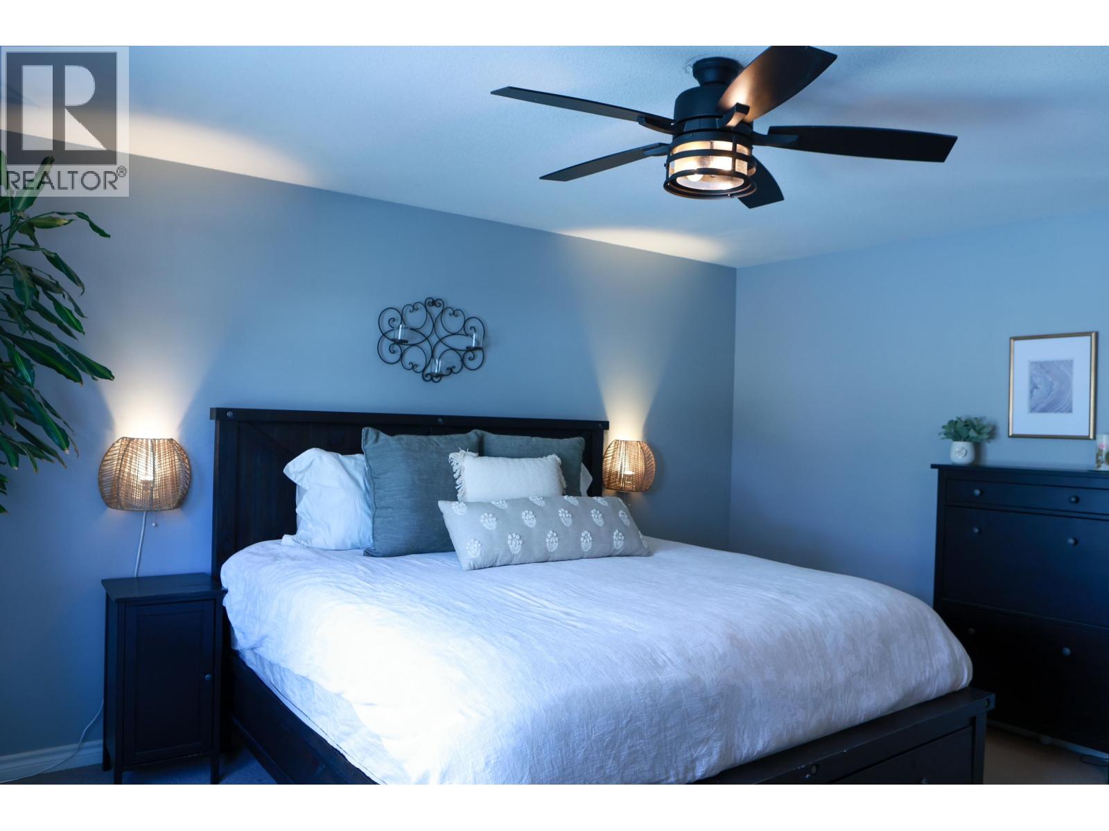 24170 Hill Avenue Property Photo 6