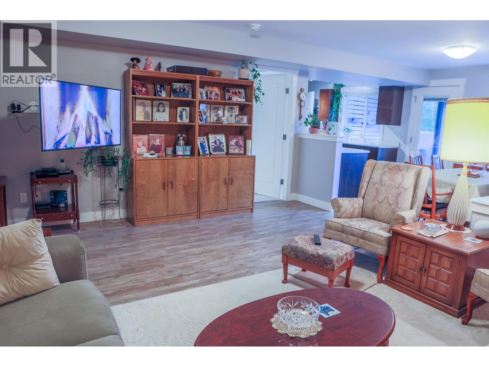 24170 Hill Avenue Property Photo 21