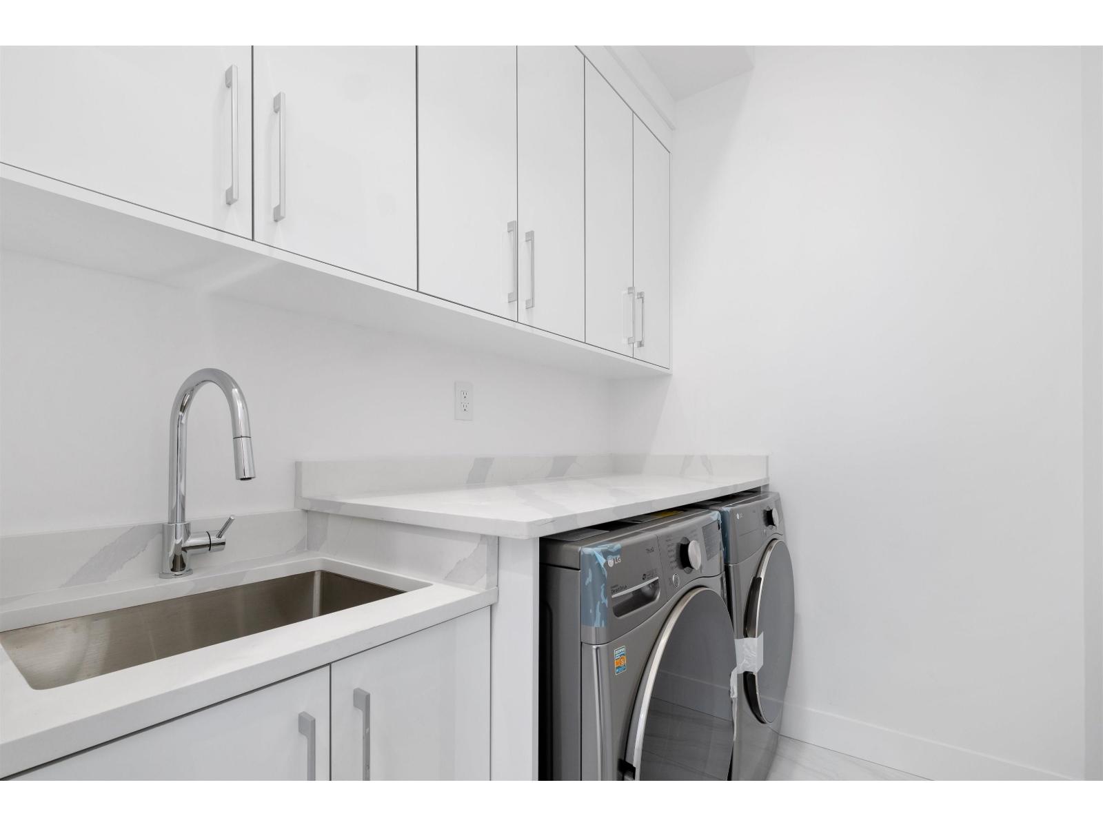 46113 Crestview Drive Property Photo 32