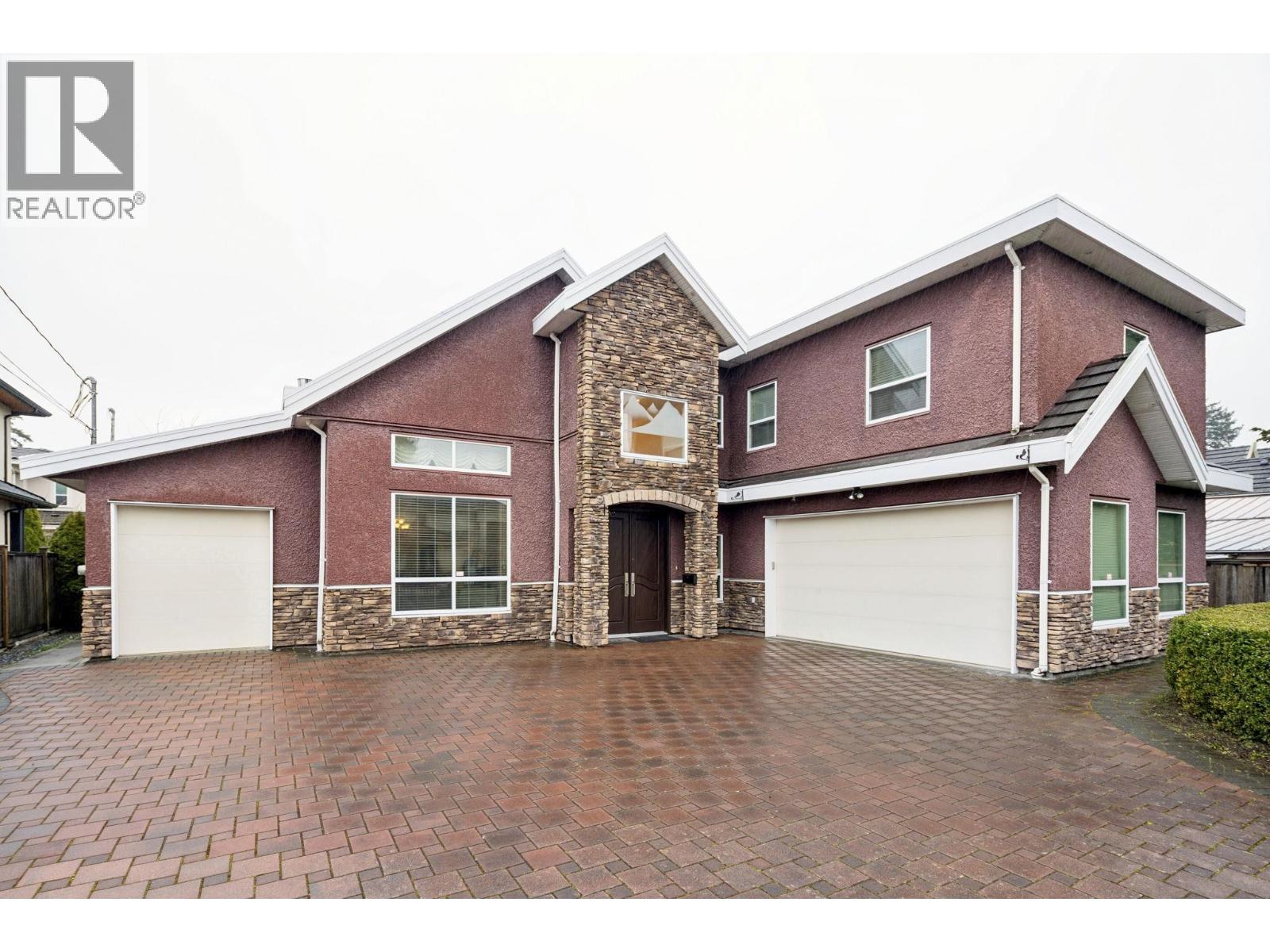 9551 SAUNDERS ROAD Property Photo 1