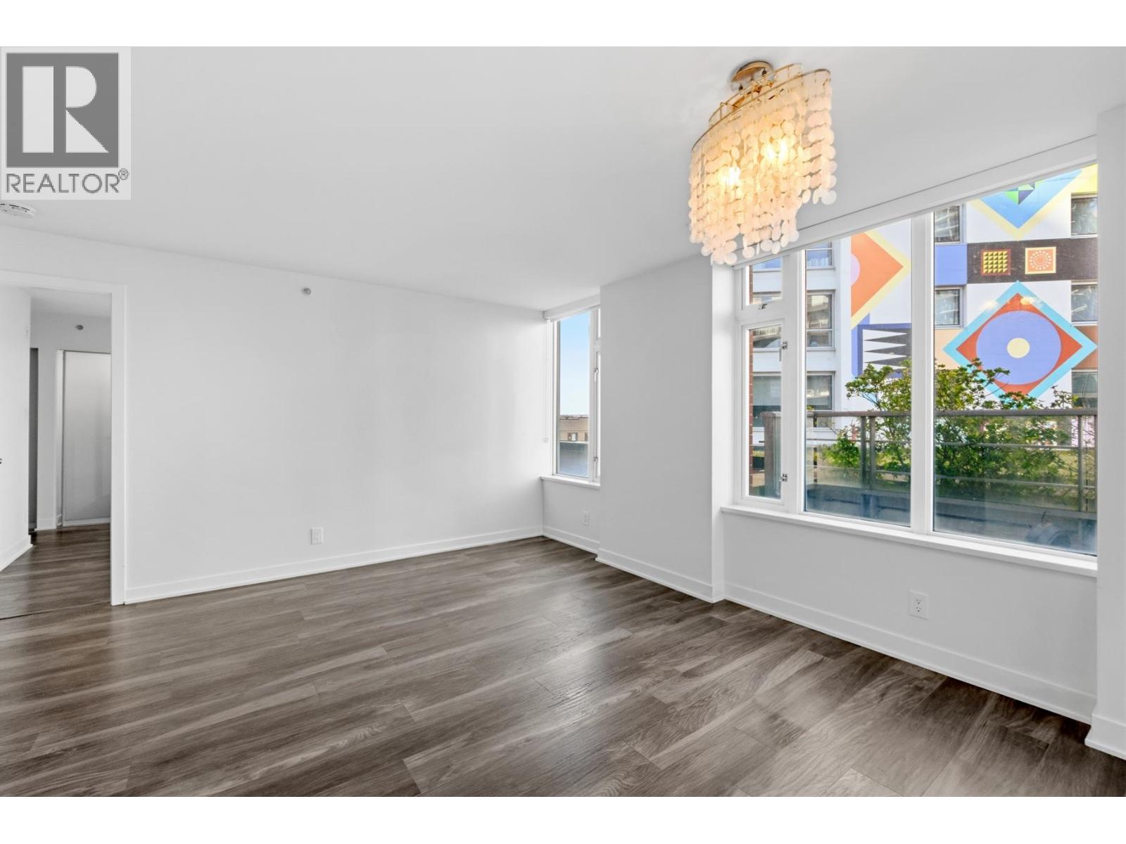 301 1762 Davie Street Property Photo 16