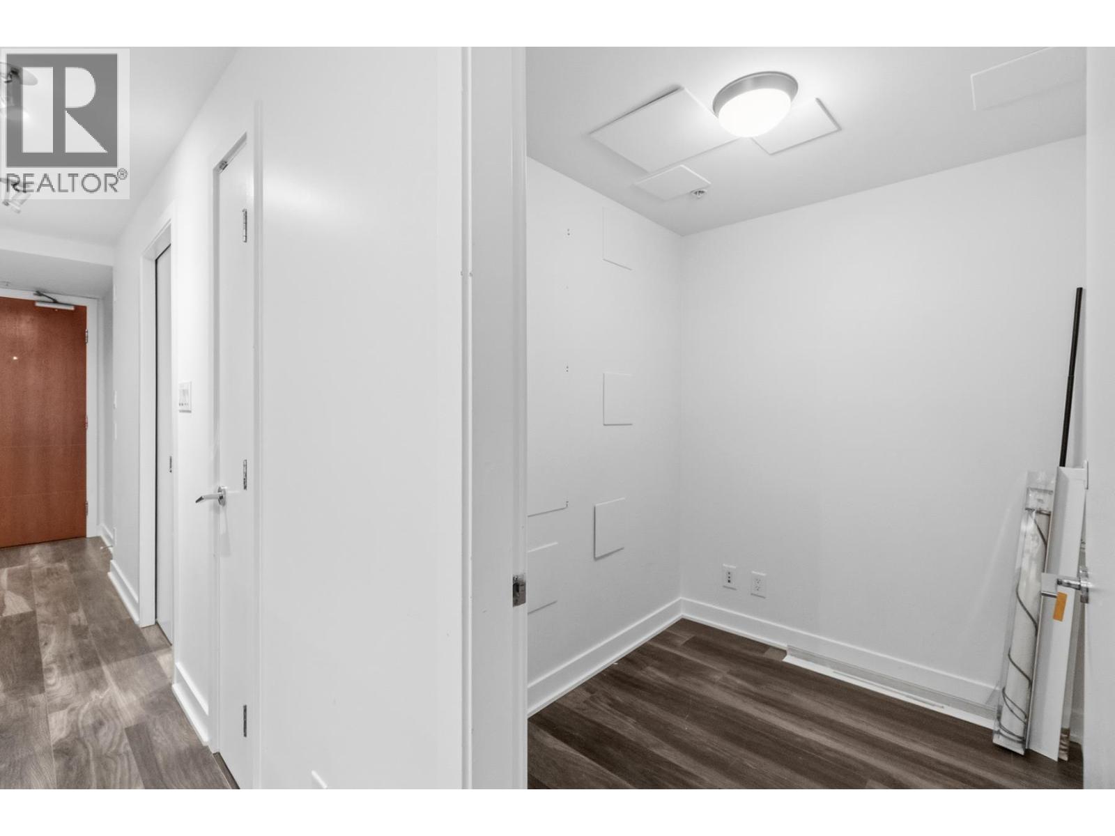 301 1762 Davie Street Property Photo 24