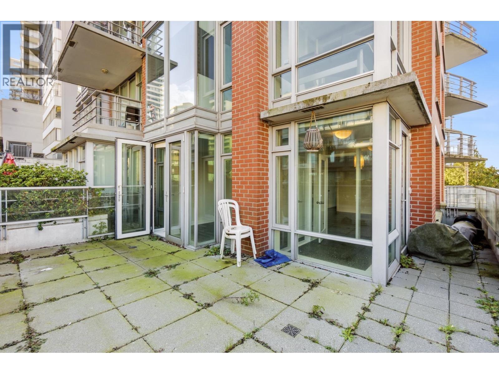 301 1762 Davie Street Property Photo 27