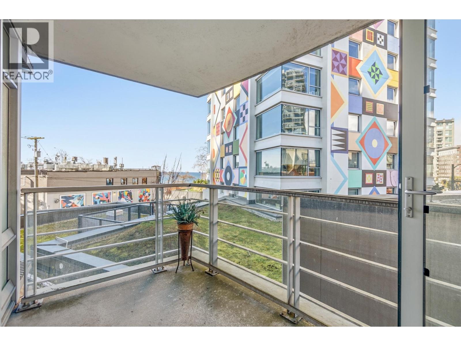 301 1762 Davie Street Property Photo 28