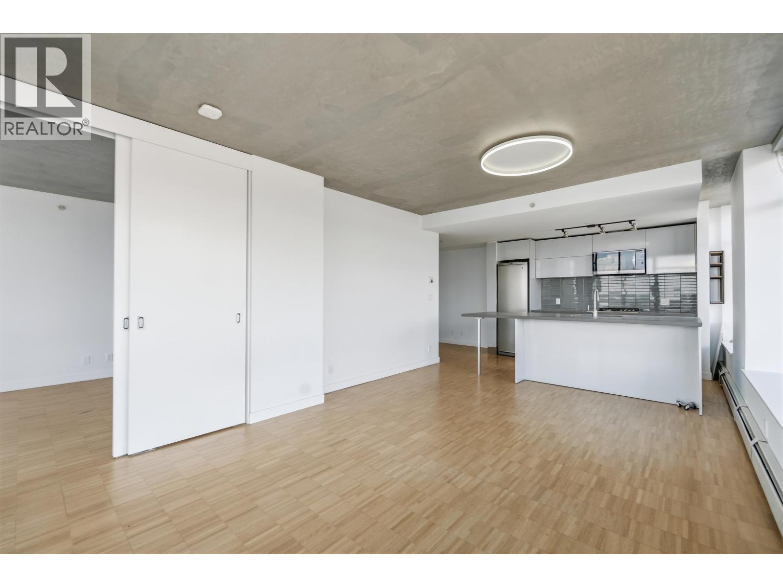 1701 108 W Cordova Street Property Photo 9