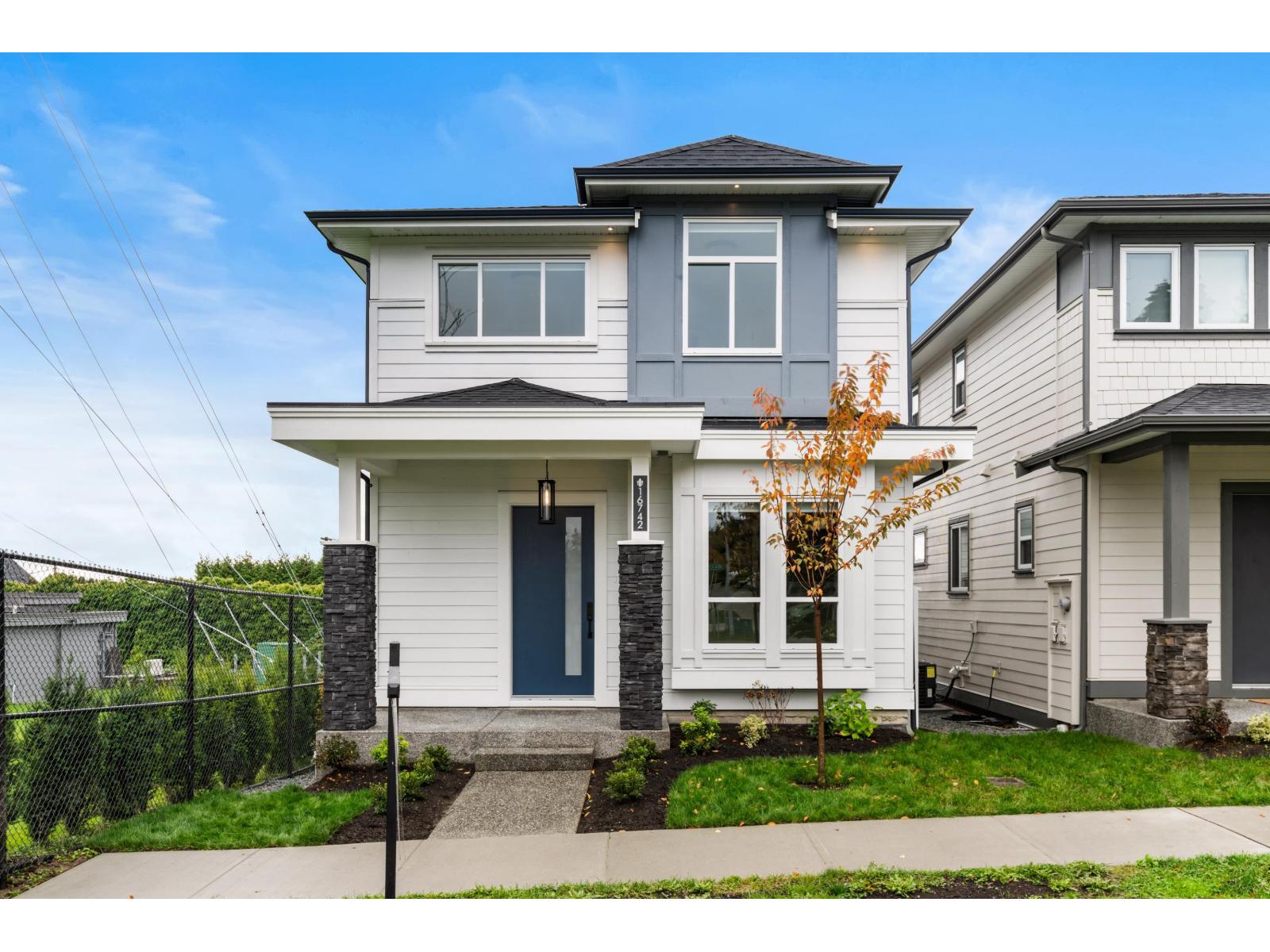 16742 20a Avenue Property Photo 1