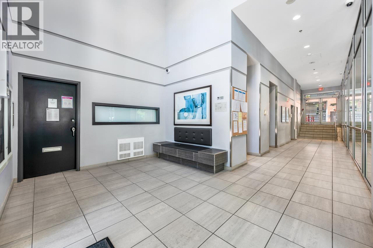 1708 1001 Richards Street Property Photo 12