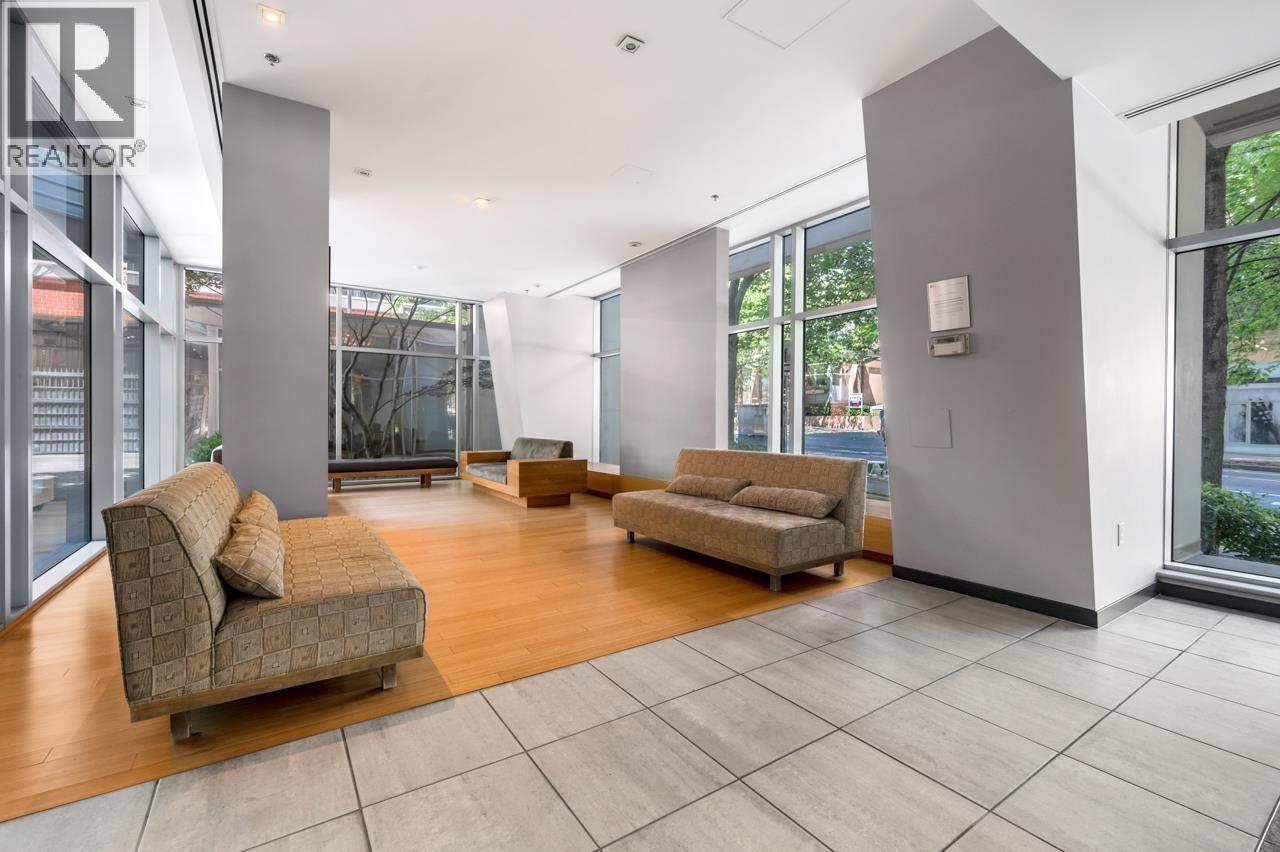 1708 1001 Richards Street Property Photo 15