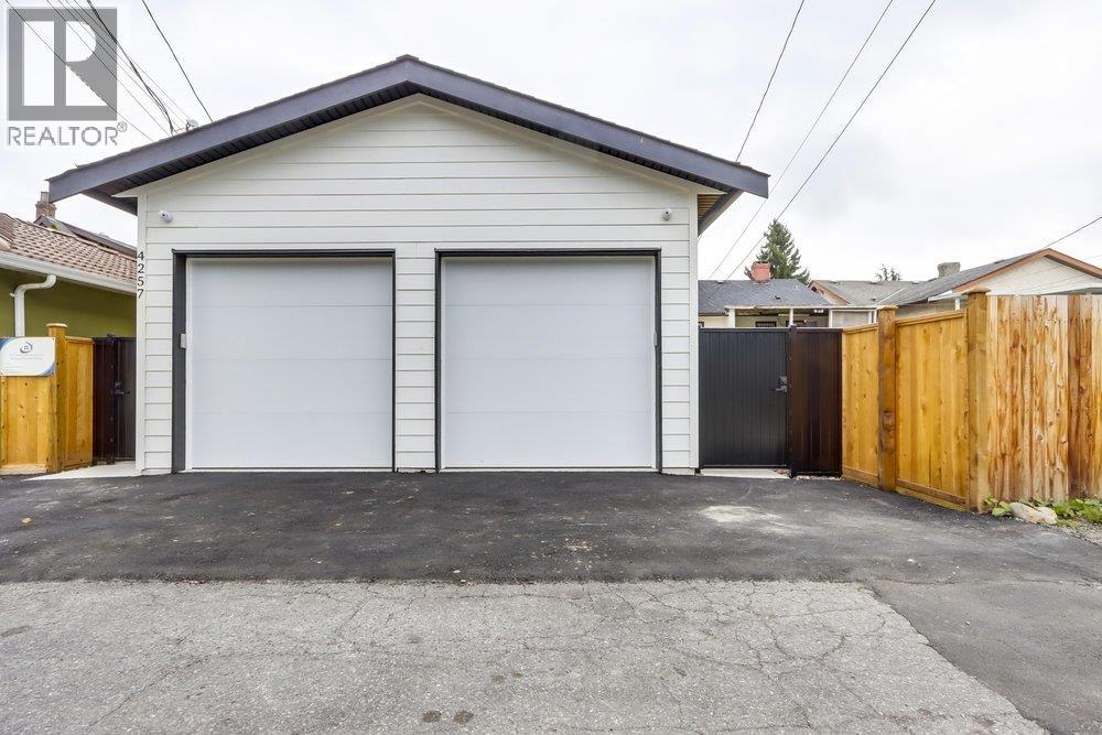 1 4257 Knight Street Property Photo 21