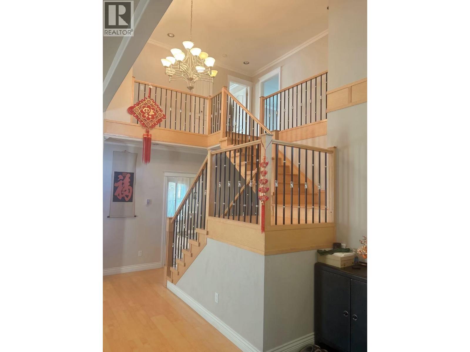 6521 Waltham Avenue Property Photo 3
