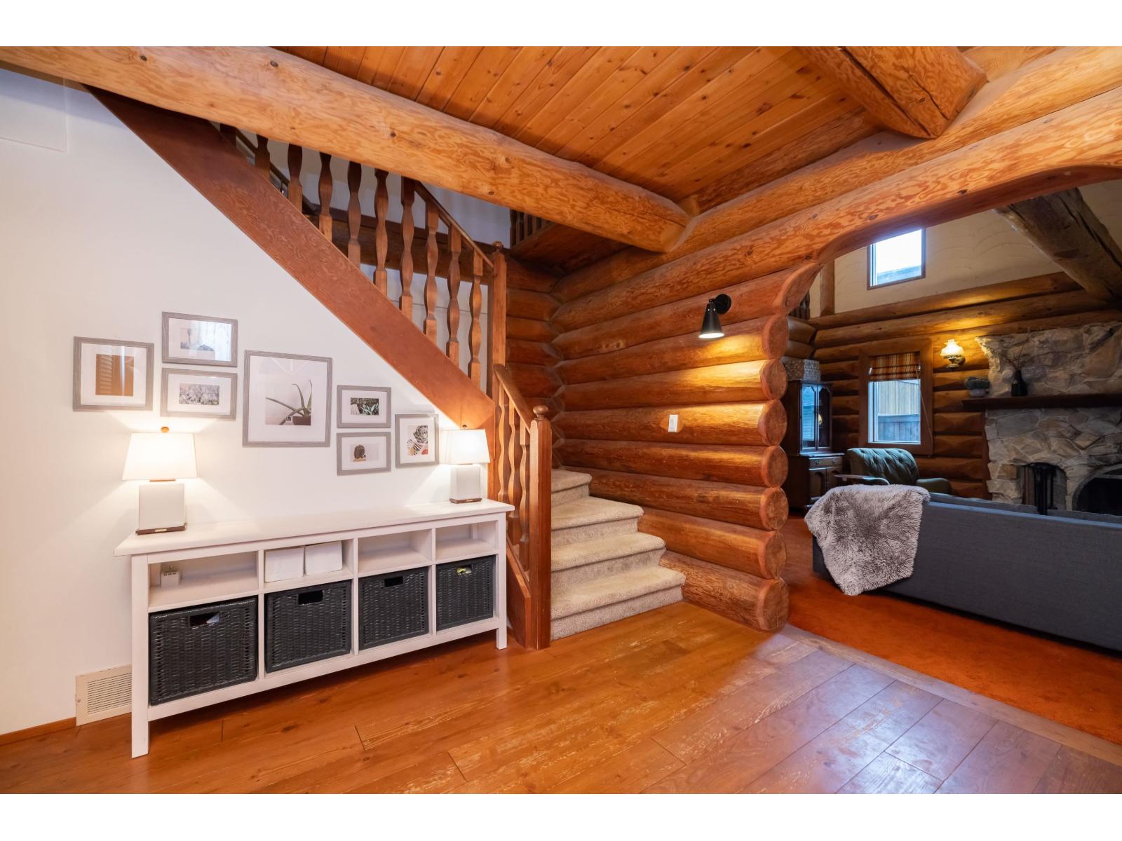 46492 Valleyview Road Property Photo 6