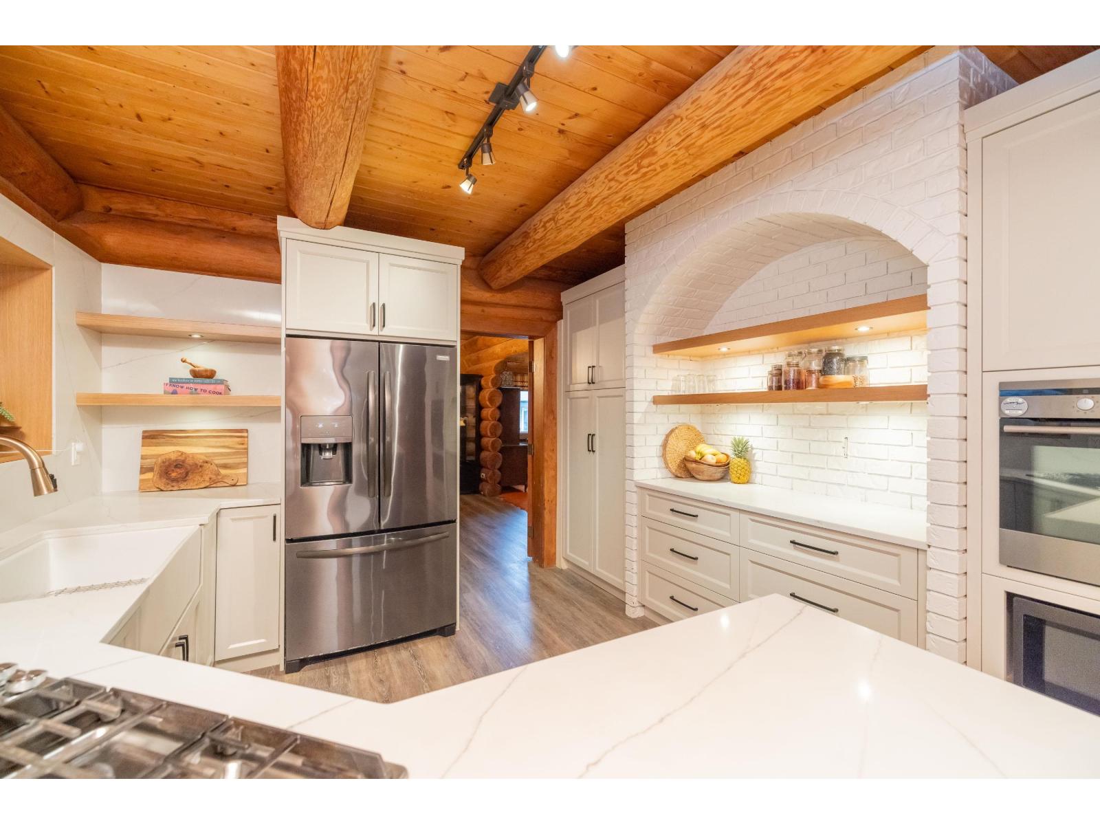 46492 Valleyview Road Property Photo 15