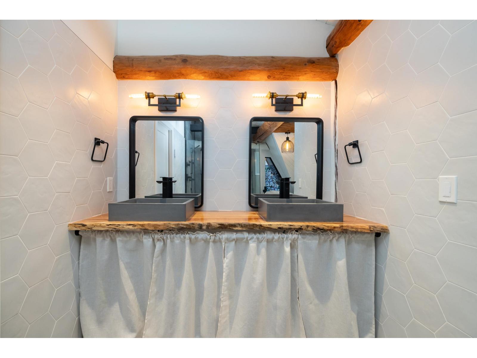 46492 Valleyview Road Property Photo 28