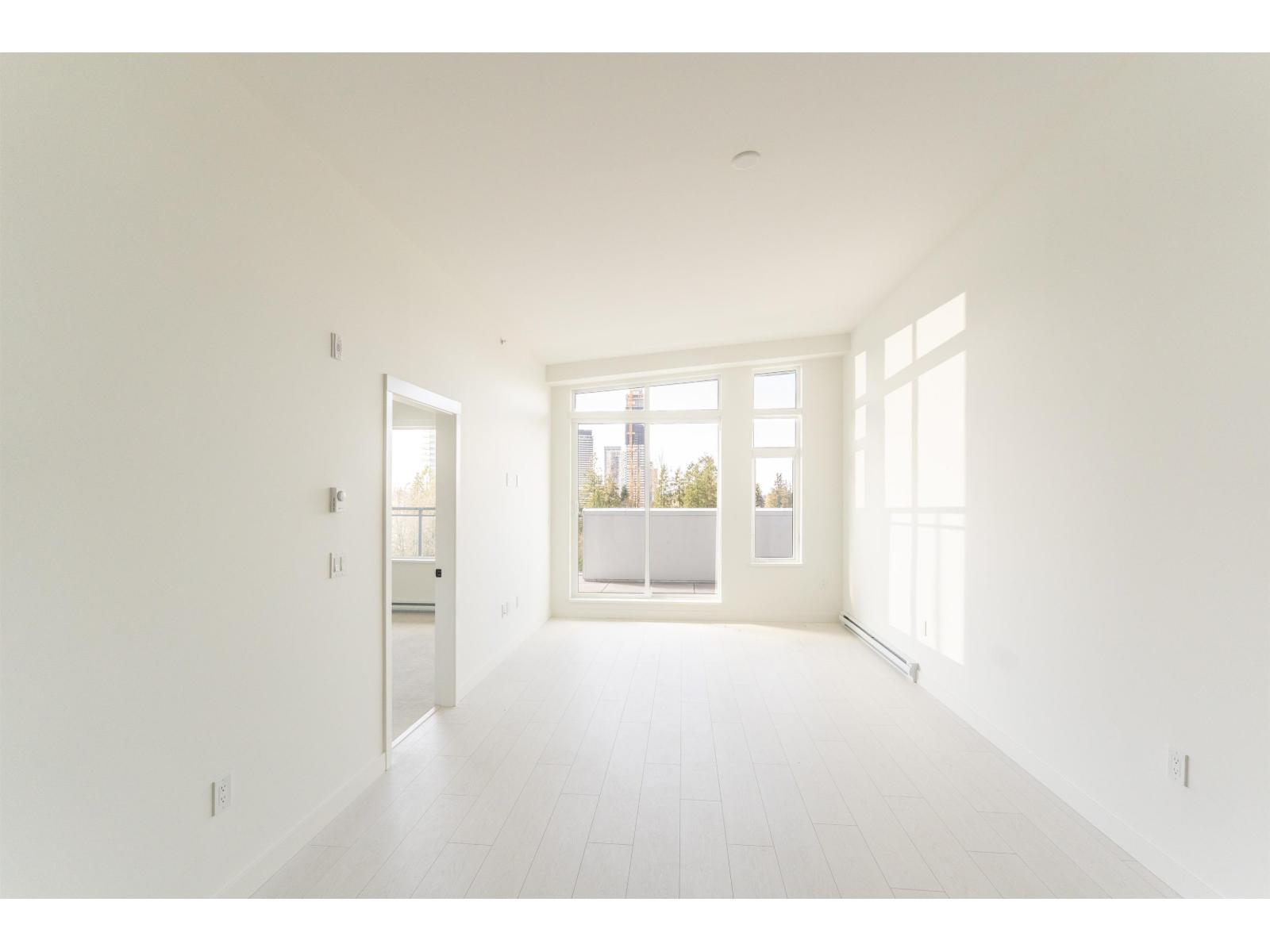 608 10488 138a Street Property Photo 5