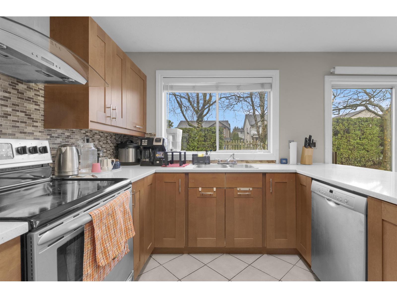 36 31255 Upper Maclure Road Property Photo 8