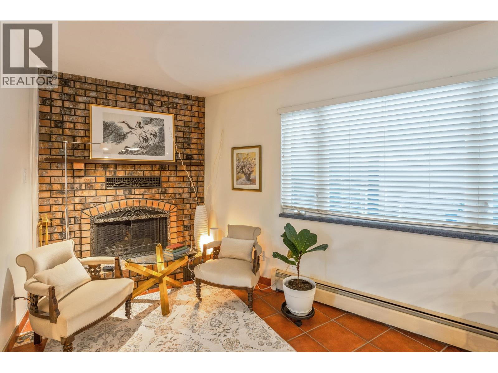 7362 Laburnum Street Property Photo 7
