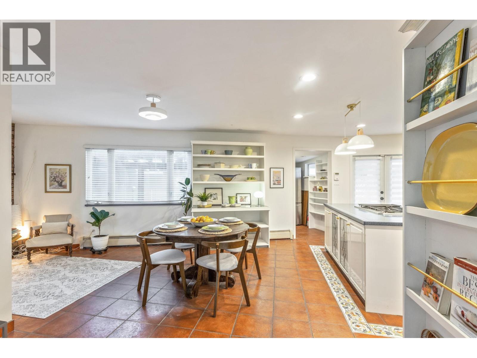 7362 Laburnum Street Property Photo 11