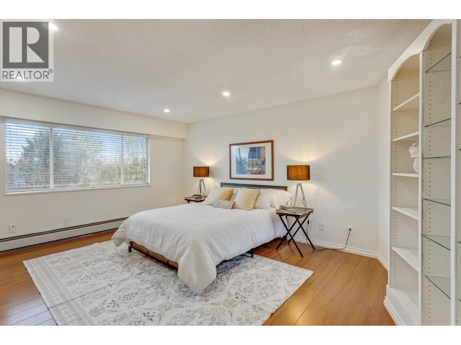 7362 Laburnum Street Property Photo 15