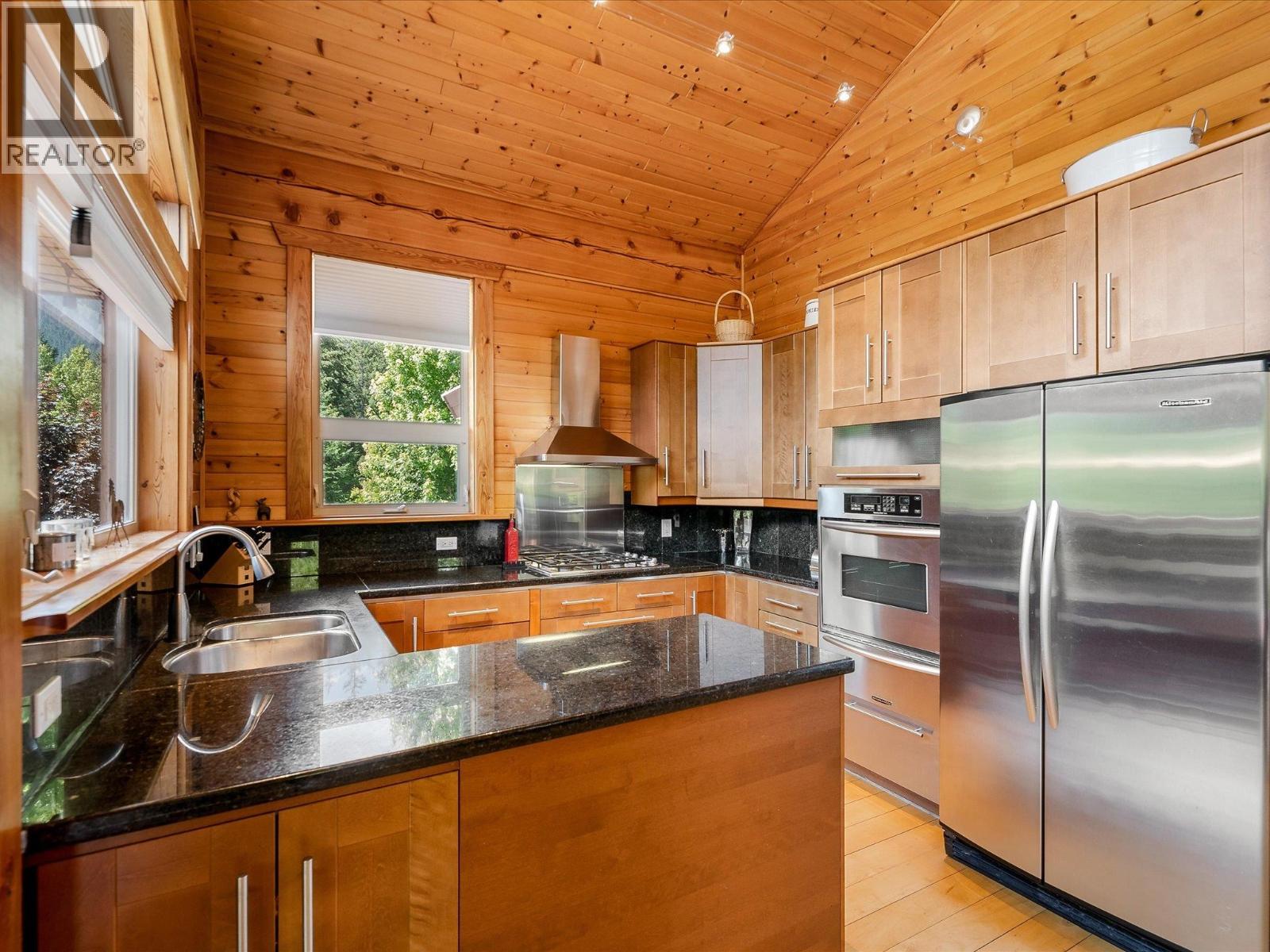 1470 Fraser Road Property Photo 6