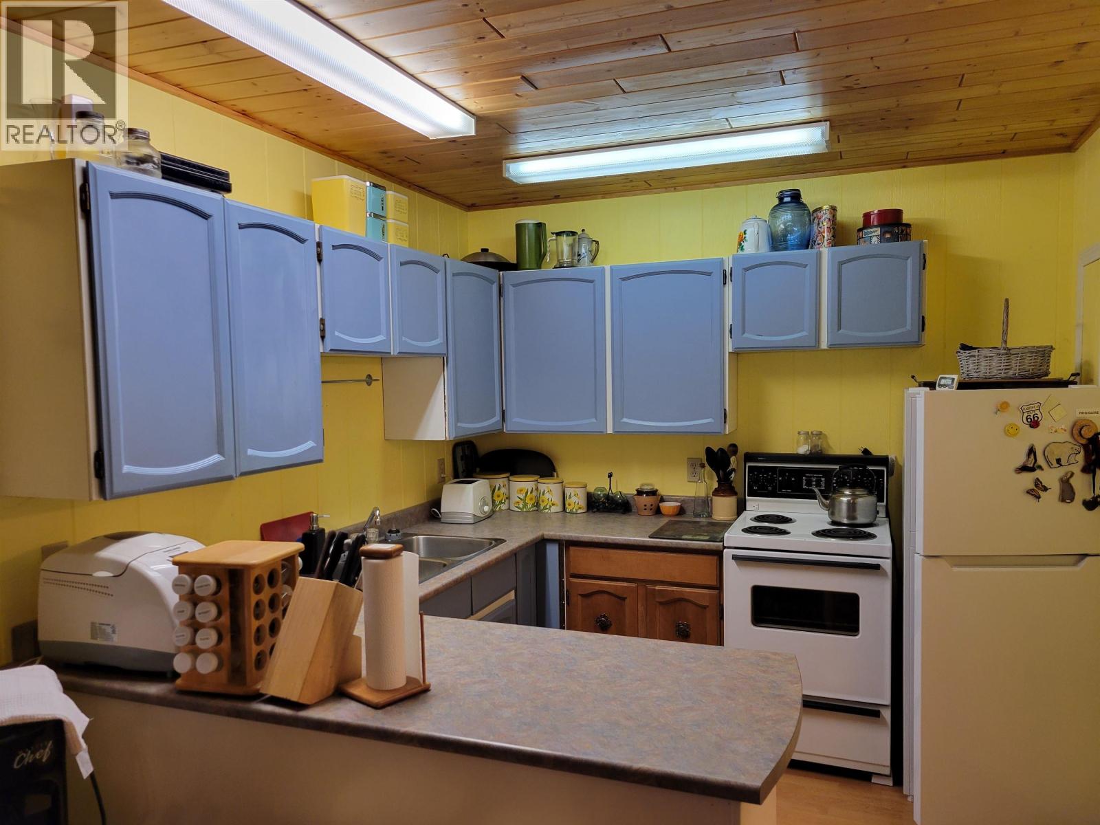 8858 Gala Bay Road Property Photo 12
