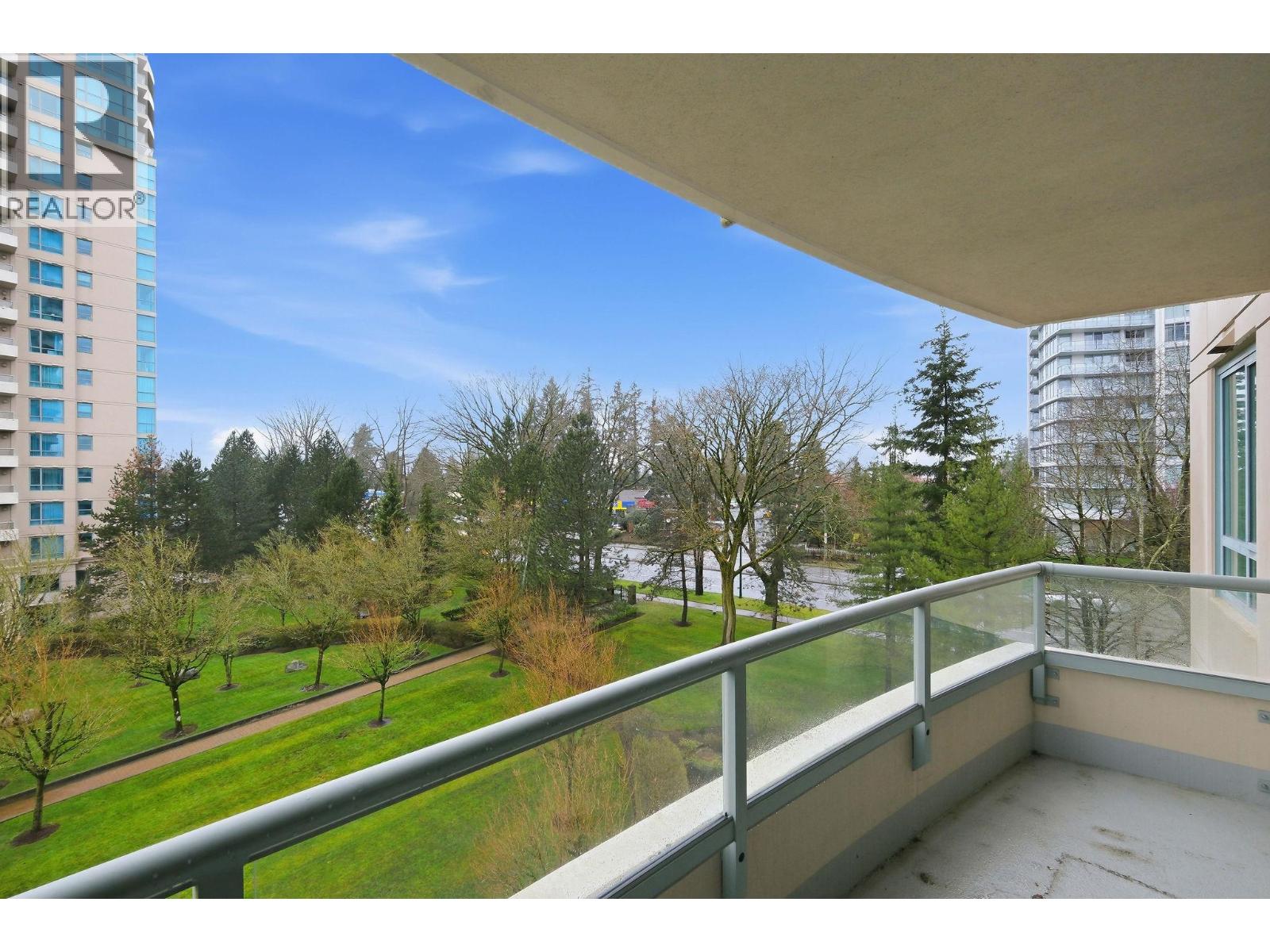 505 6659 Southoaks Crescent Property Photo 14