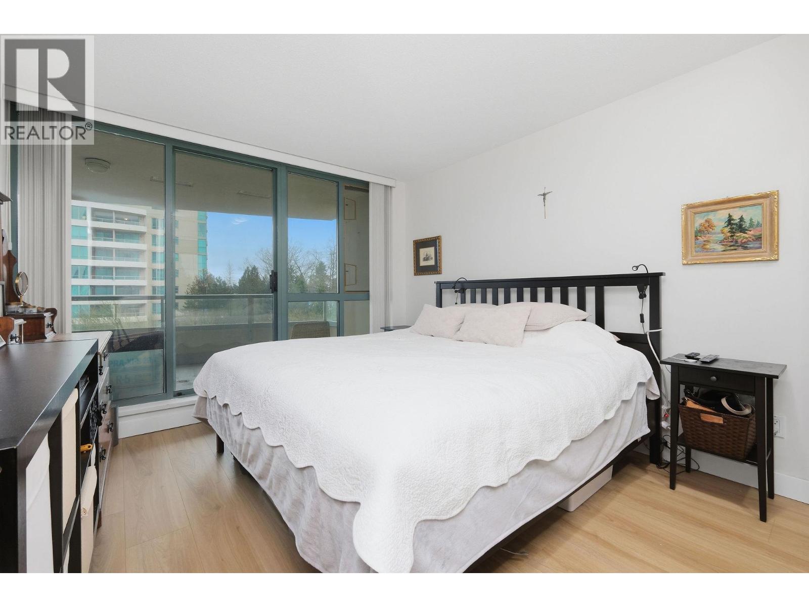 505 6659 Southoaks Crescent Property Photo 16