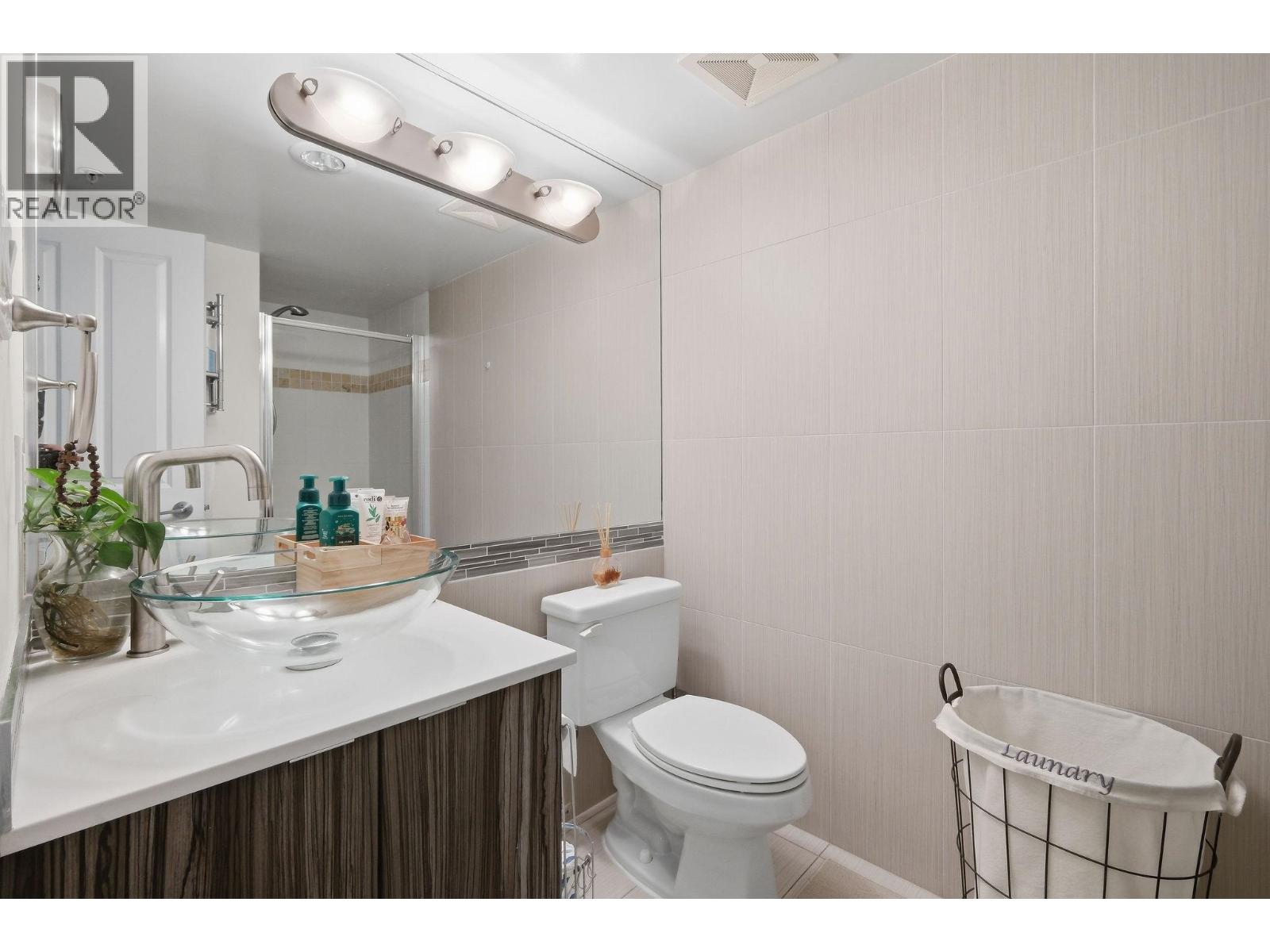 505 6659 Southoaks Crescent Property Photo 19