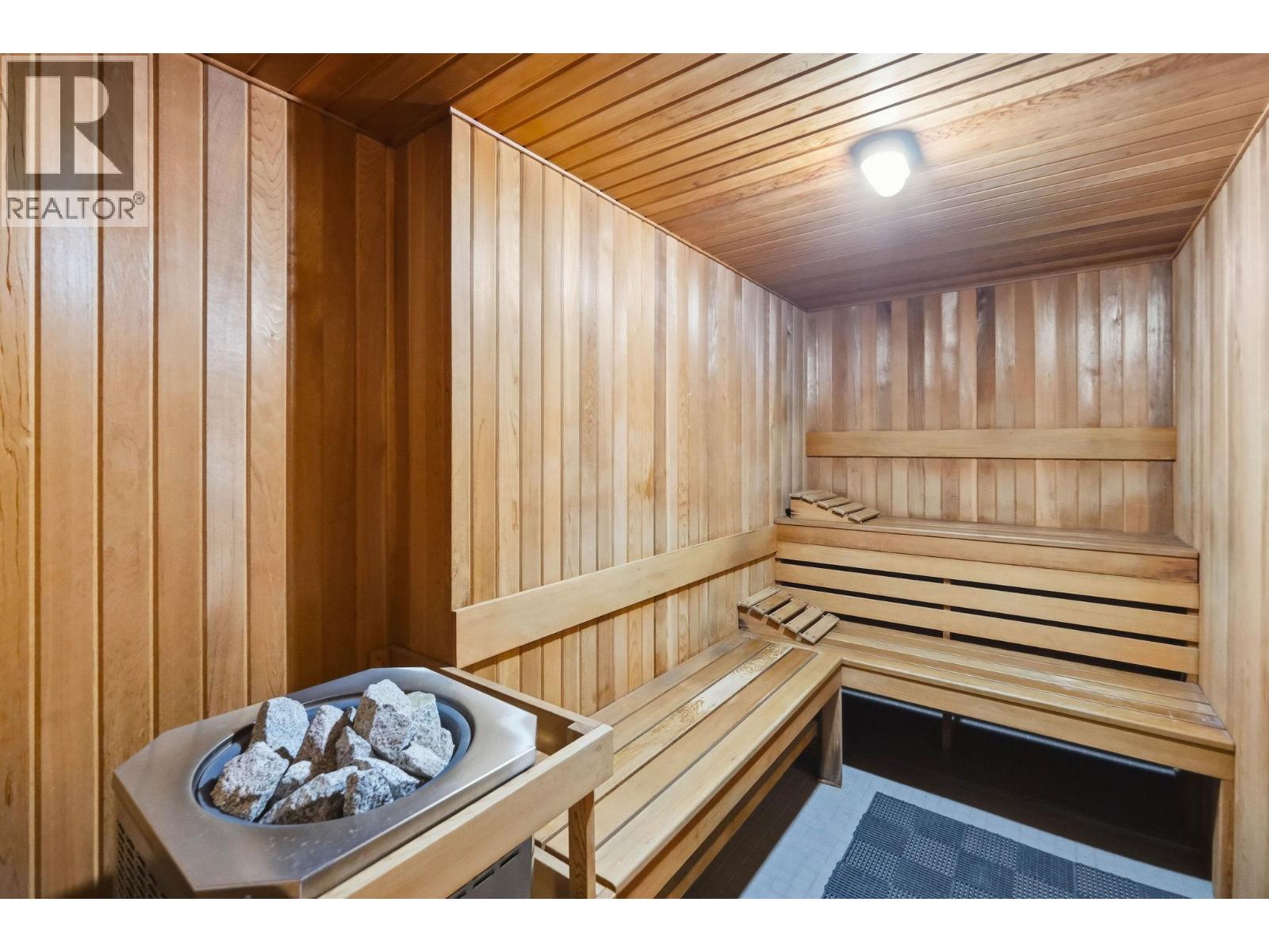 505 6659 Southoaks Crescent Property Photo 25
