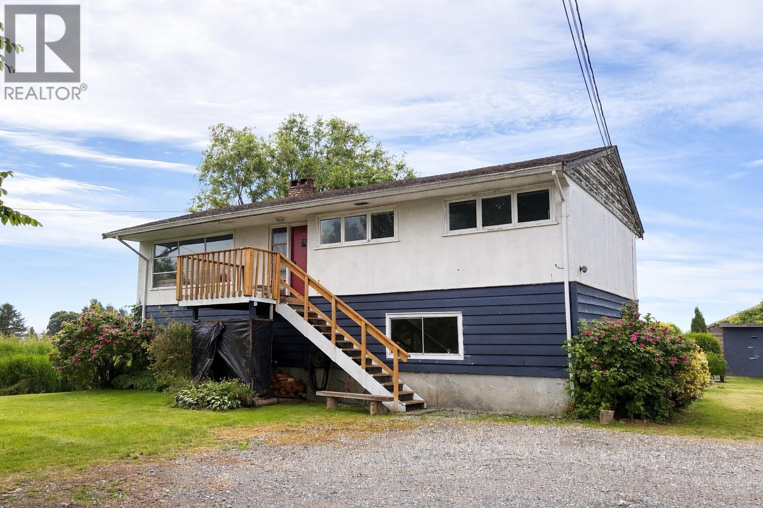 8640 Ladner Trunk Road Property Photo 1