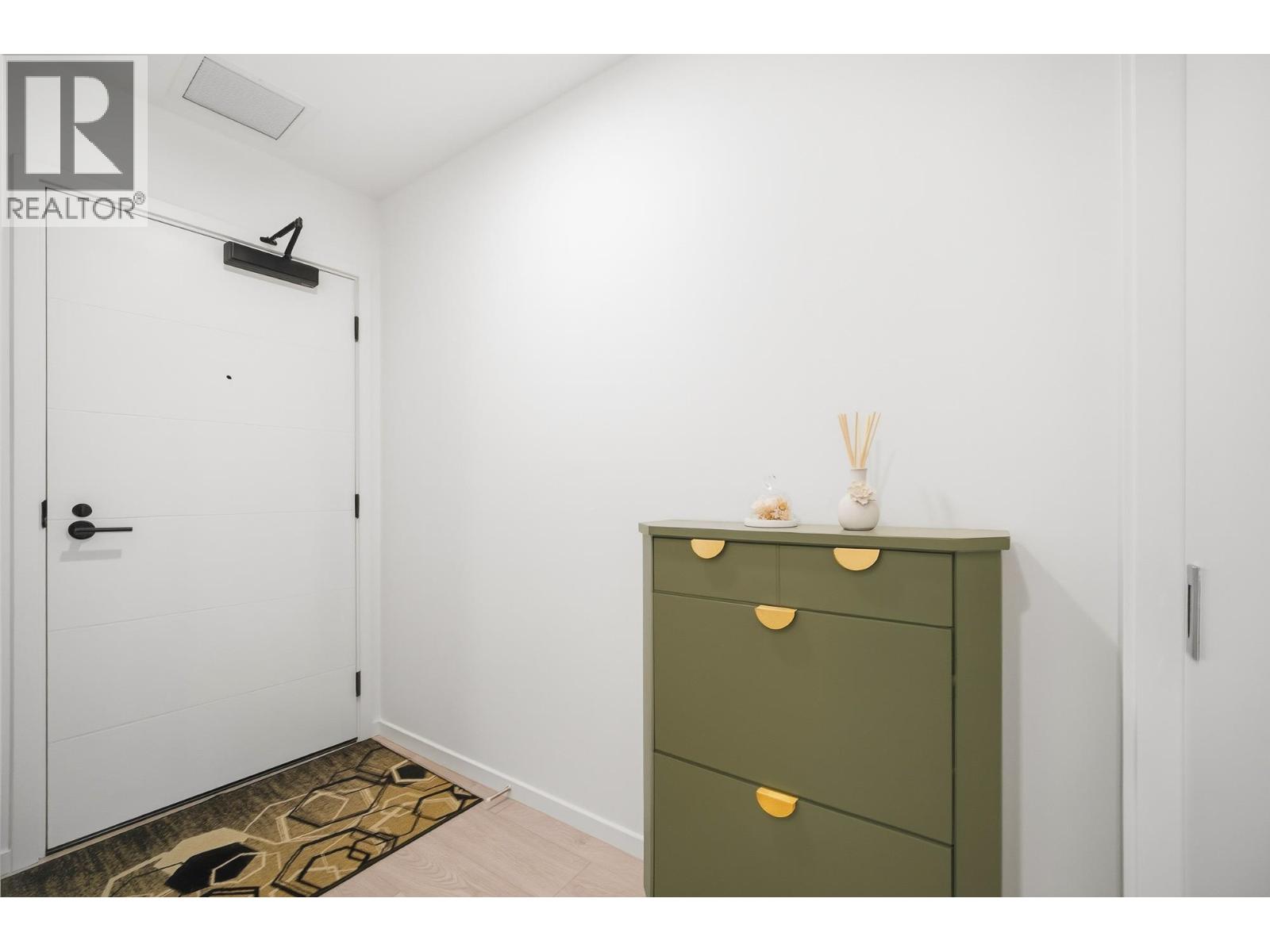 619 6300 Minoru Boulevard Property Photo 13