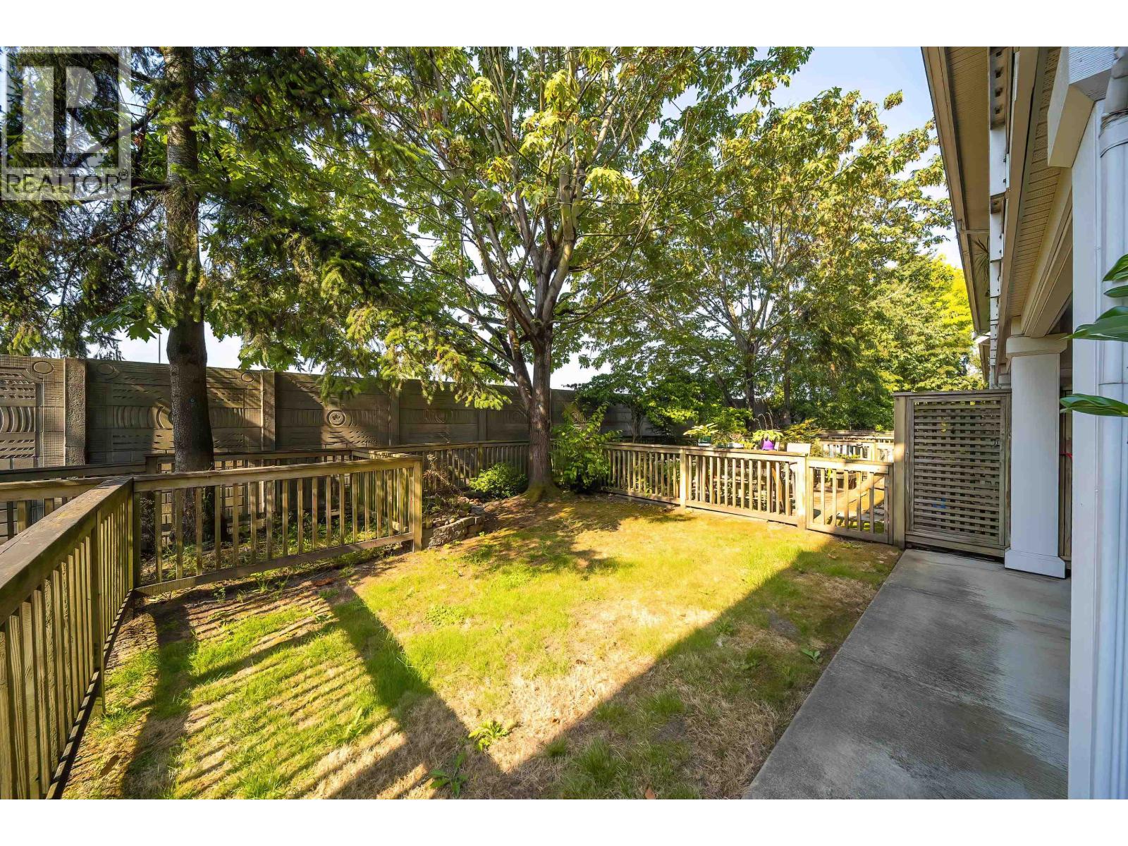 68 935 Ewen Avenue Property Photo 5