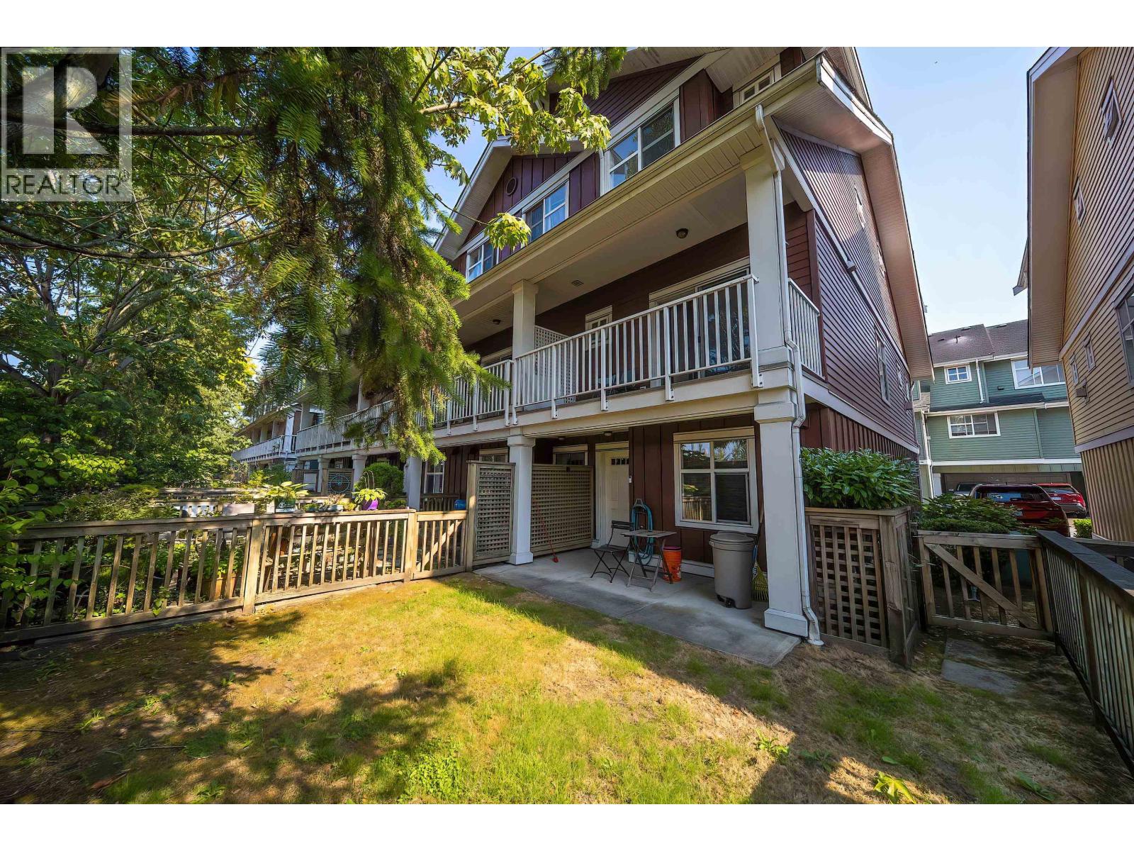 68 935 Ewen Avenue Property Photo 6