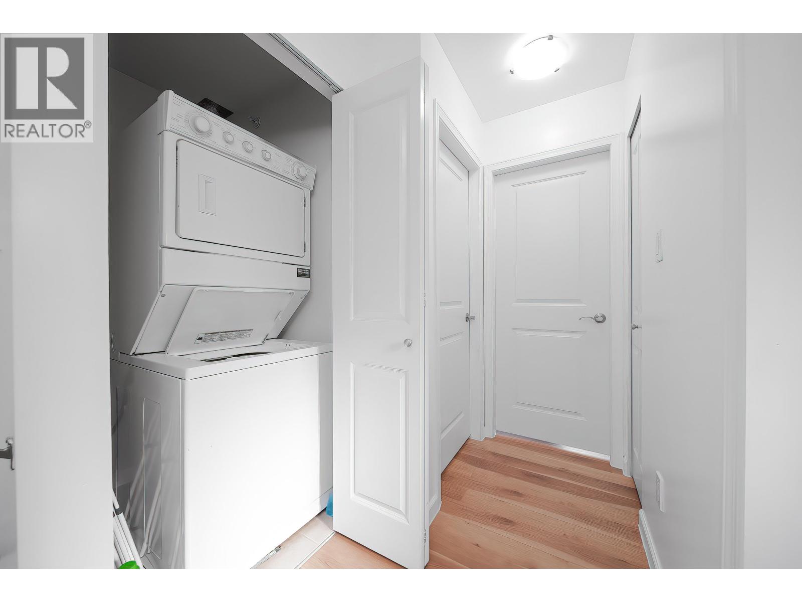 68 935 Ewen Avenue Property Photo 27