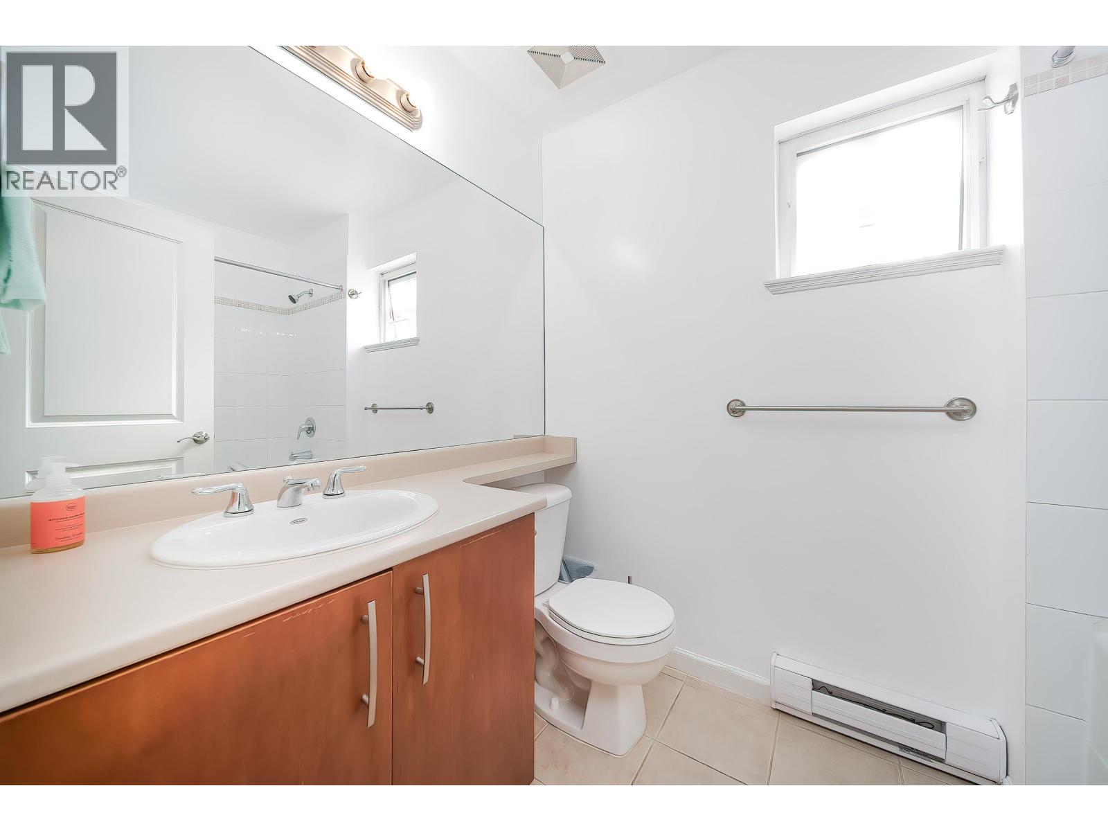 68 935 Ewen Avenue Property Photo 28