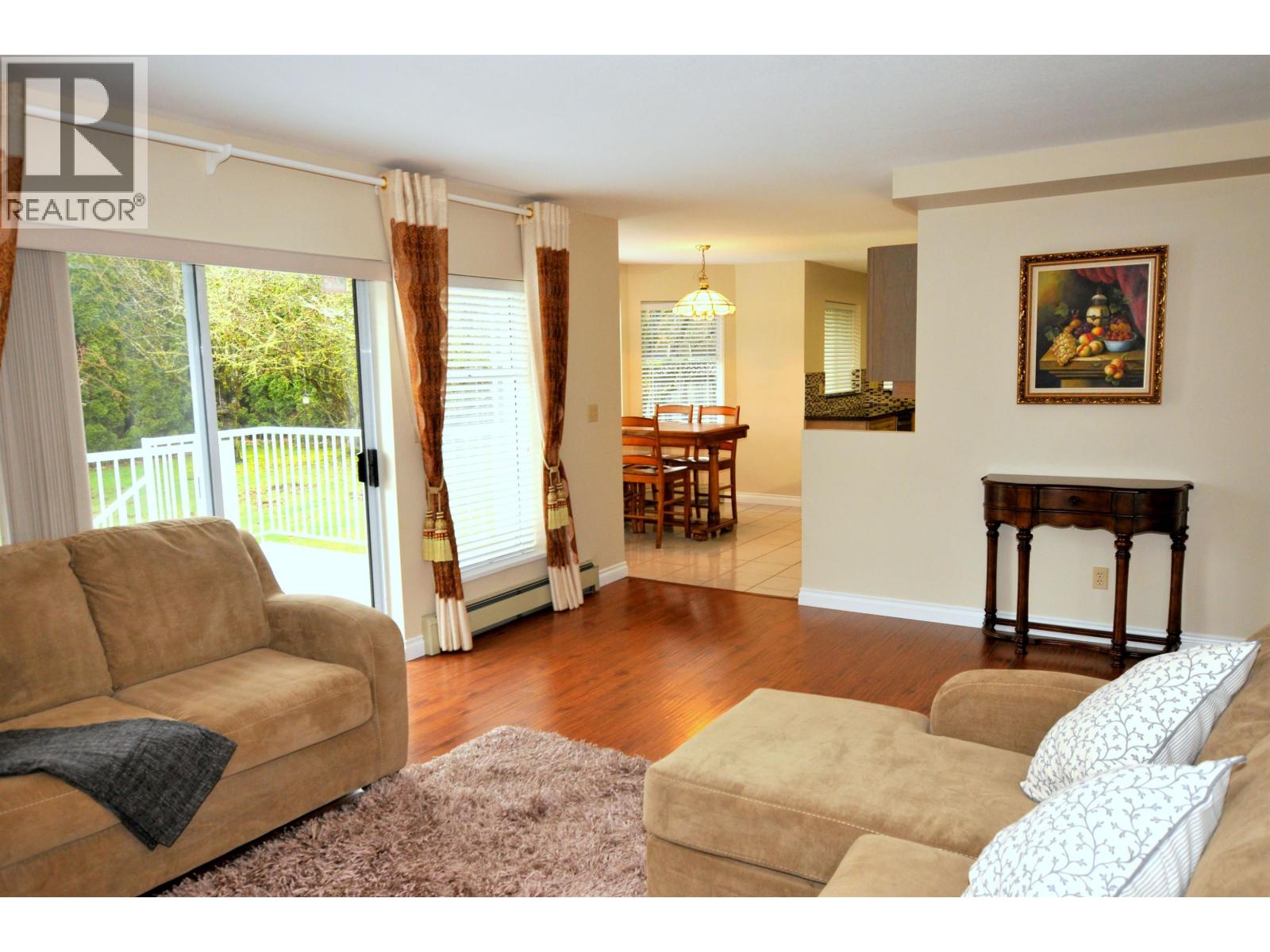 6823 Grant Place Property Photo 7
