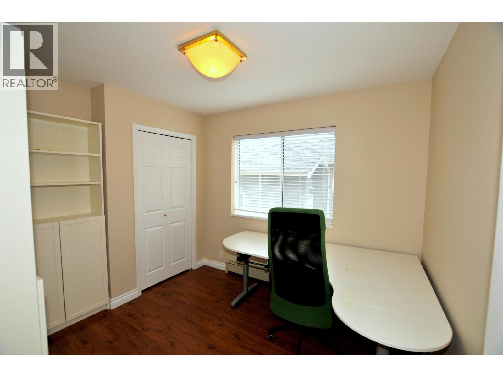 6823 Grant Place Property Photo 13