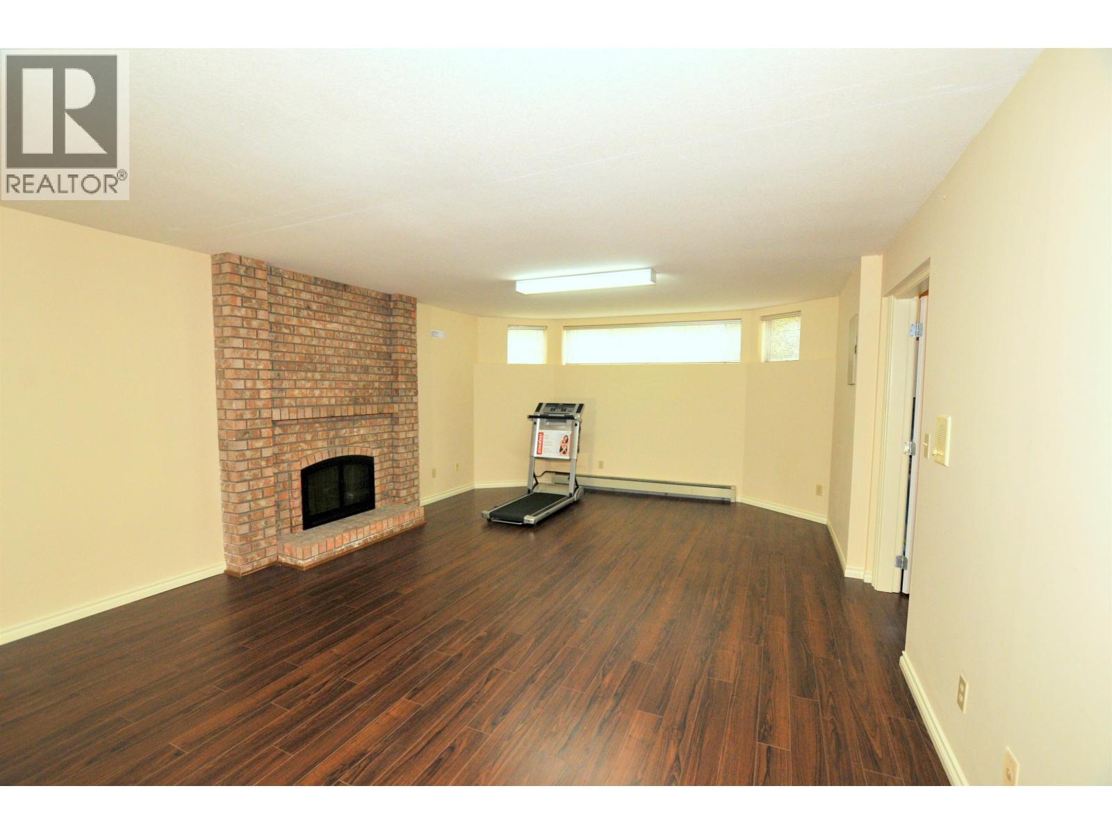 6823 Grant Place Property Photo 18