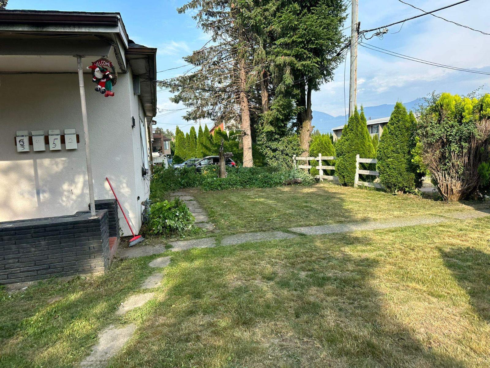 46167 Cleveland Avenue Property Photo 9