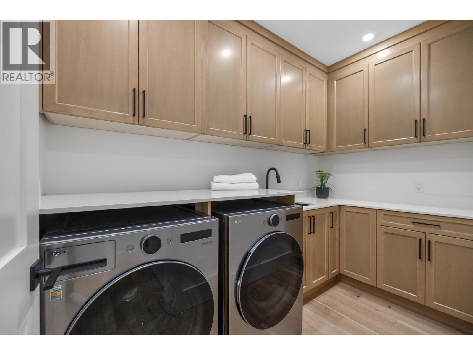 1007 Ioco Road Property Photo 23
