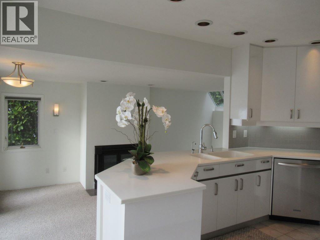 8255 Pasco Road Property Photo 13