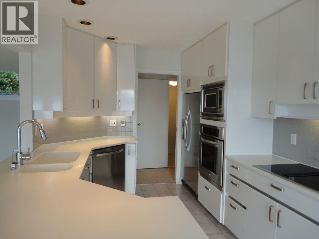 8255 Pasco Road Property Photo 14