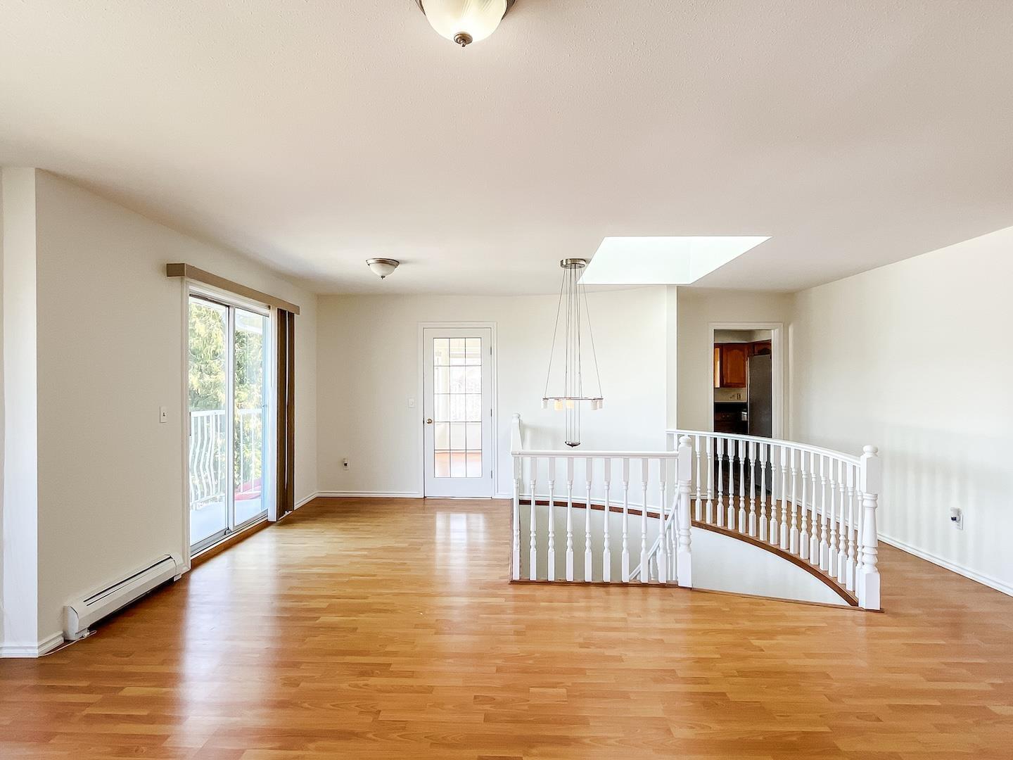 11942 99 Avenue Property Photo 3