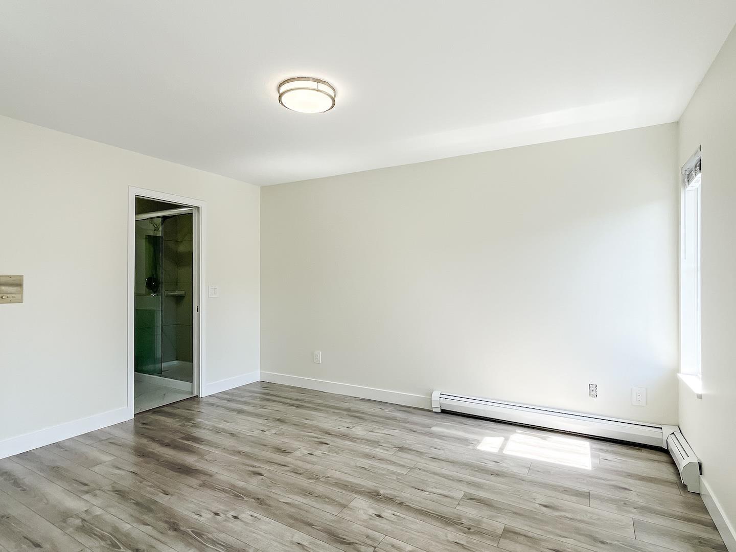 11942 99 Avenue Property Photo 21