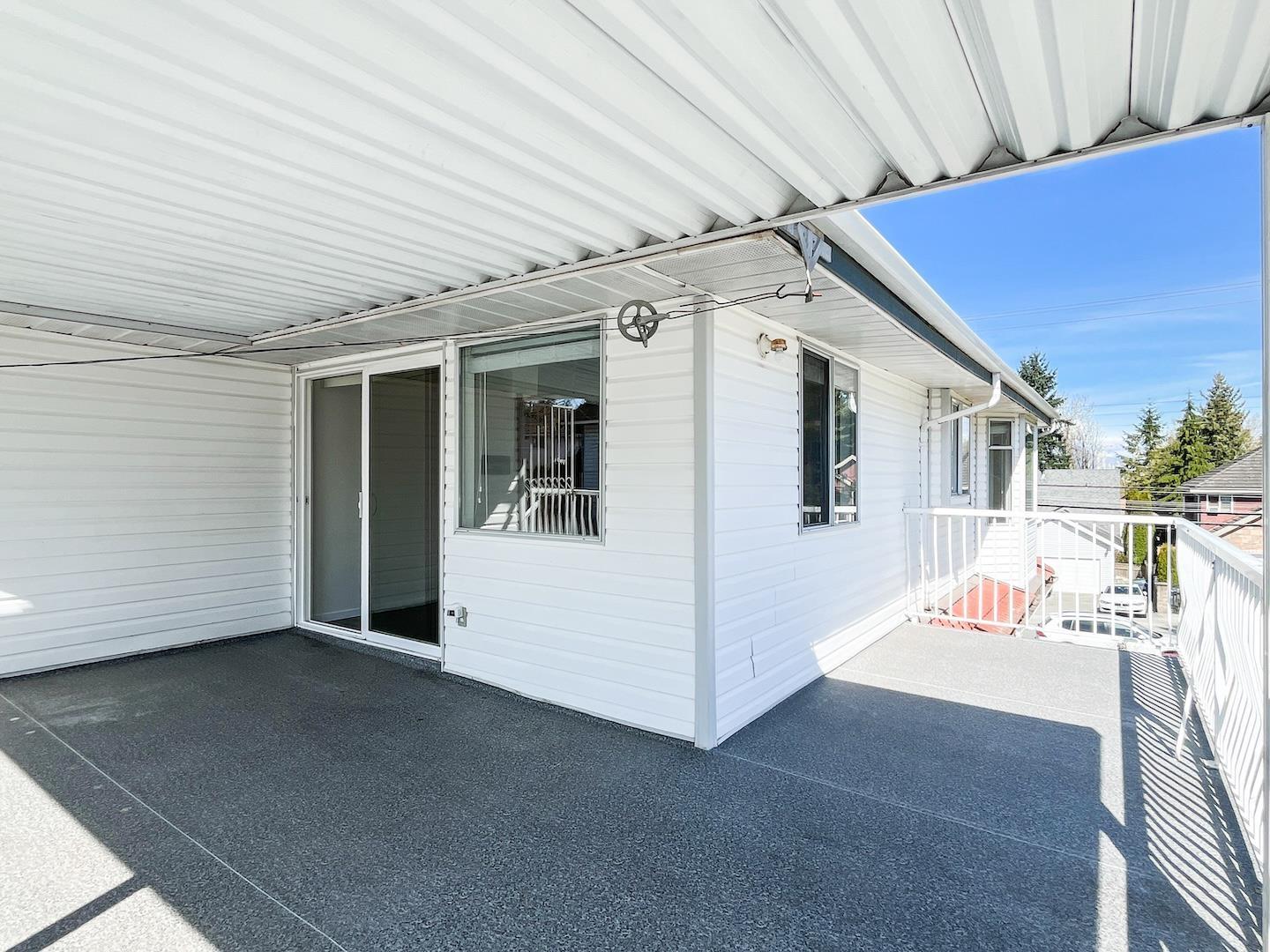 11942 99 Avenue Property Photo 23